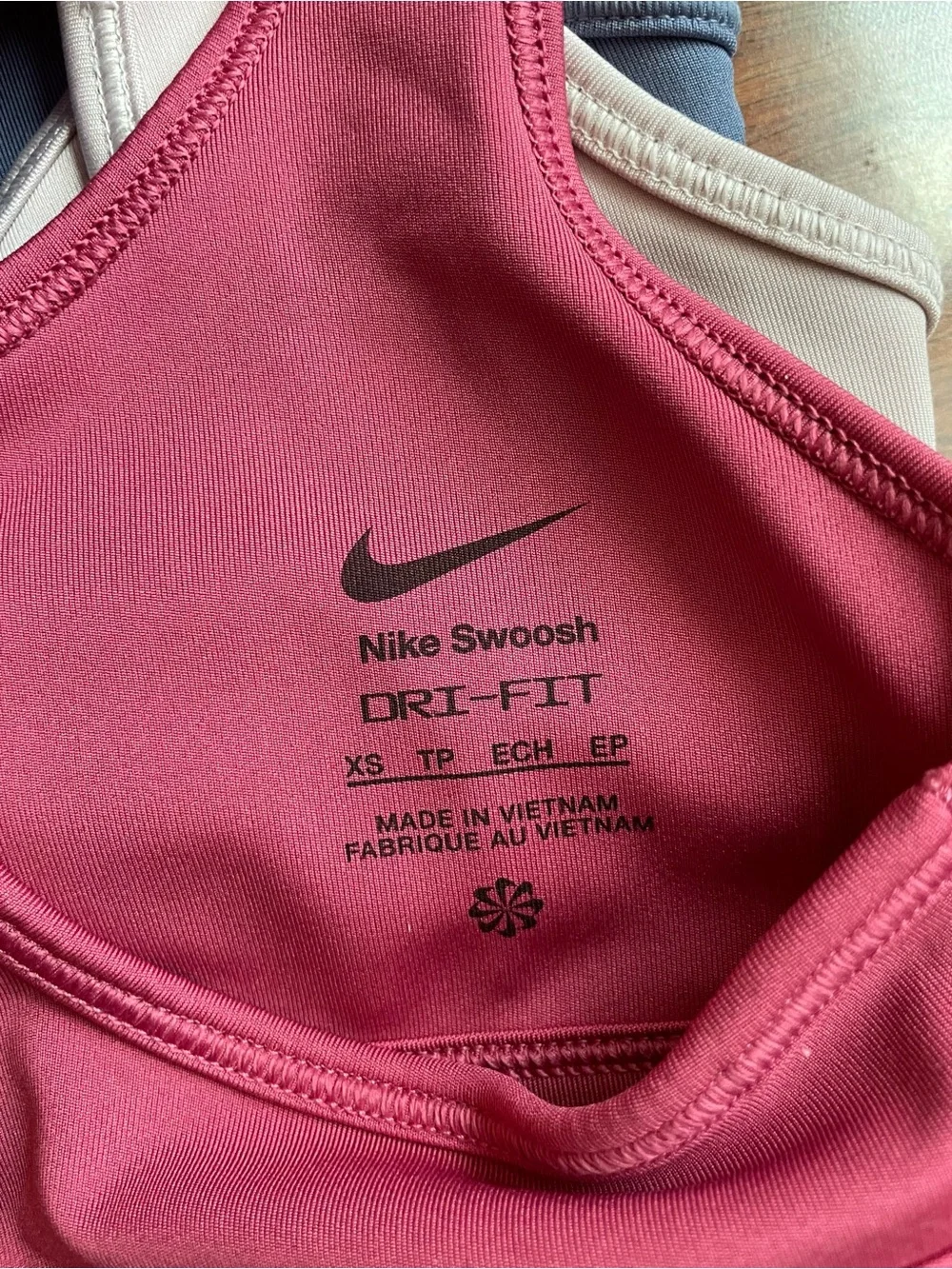 Nike Swoosh DRI-FIT girl sport bra size XS